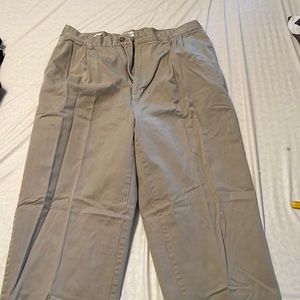 GAP men’s Khaki Pants